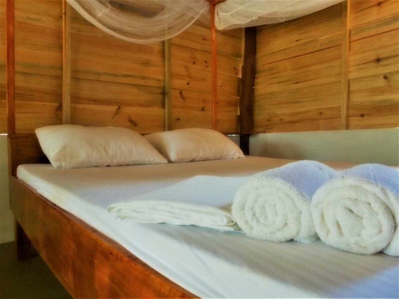 Shim Beach Resort Arugam Bay Exteriör bild